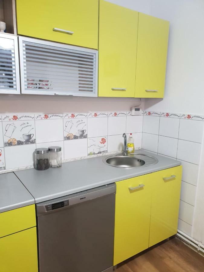Apartament Danusia Apartment เยเลเนียกูรา ภายนอก รูปภาพ